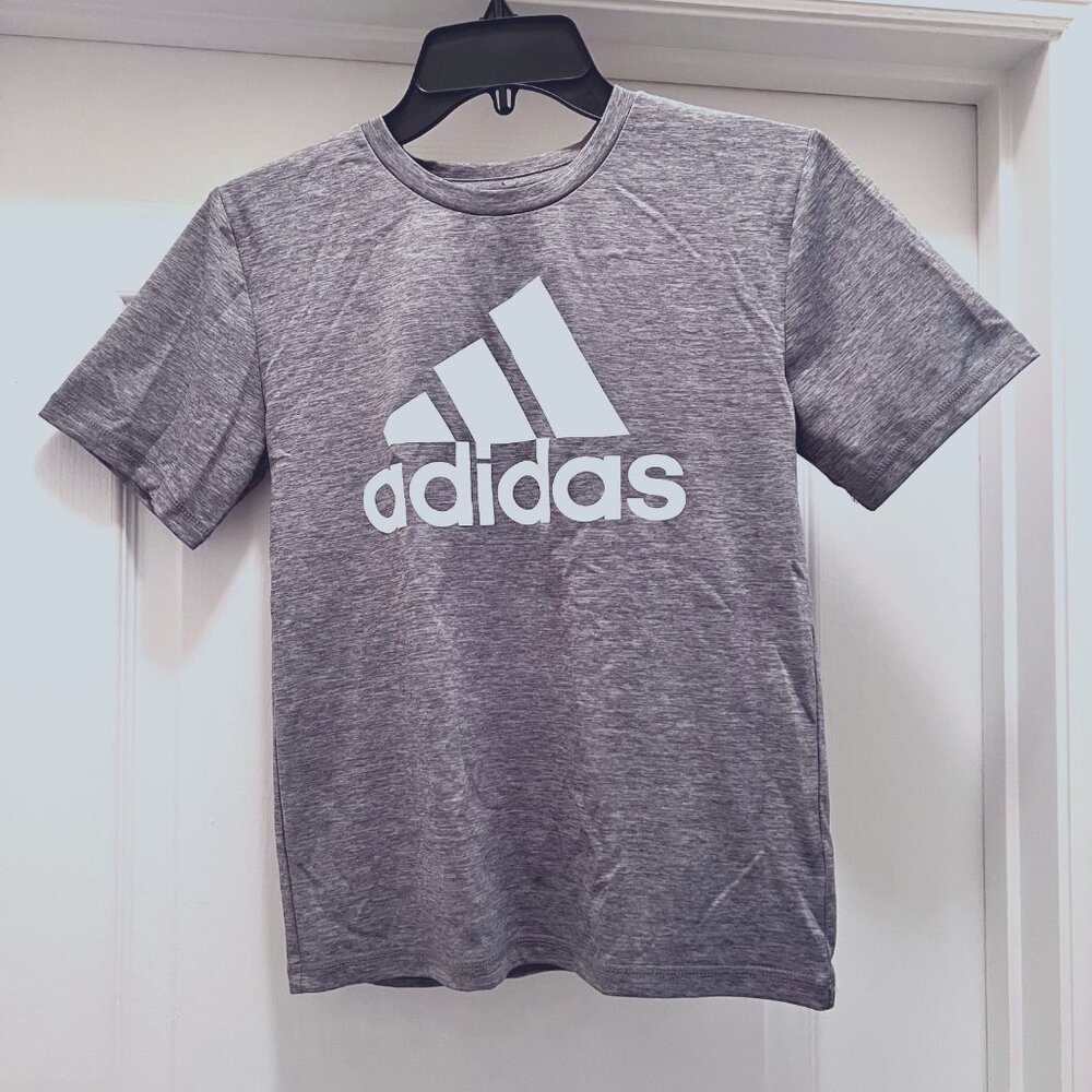 Adidas-Boys Short Sleeve Outdoor Performance Shirt-LOGO -Gray & White-Size 8
